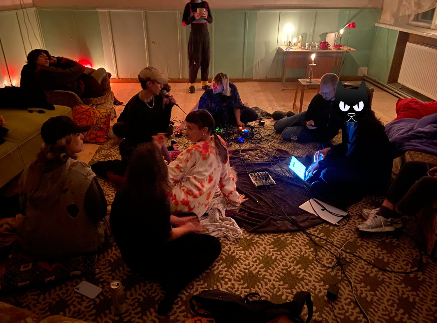 During DJ Chantarelle’s (Aleksei Borisionok) and soft fantasy’s (Lo Moran) listening session